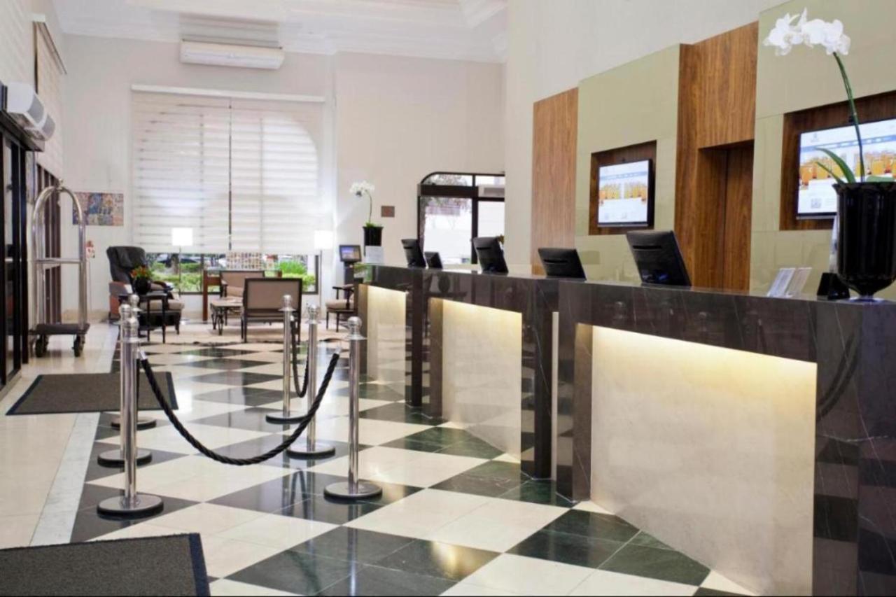 You Stay At Vila Olimpia - The World — Fotos 2